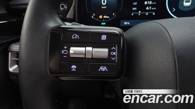 Hyundai Grandeur (GN7) 2,5 Gasoline 2WD Premium 2024 — фото 34