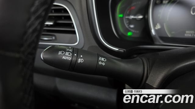 Renault Korea QM6 2.0 GDe RE Signature 2WD 2020 — фото 36