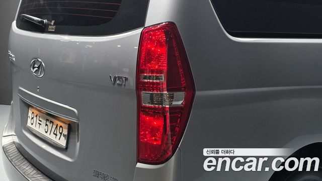Hyundai Grand Starex Van 5-Seater Smart 2021 — фото 24
