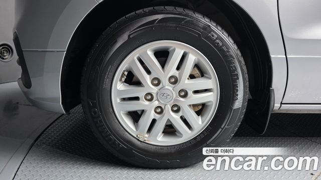Hyundai Grand Starex Van 5-Seater Smart 2021 — фото 35
