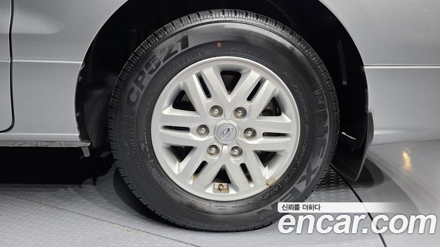 Hyundai Grand Starex Van 5-Seater Smart 2021 — фото 36