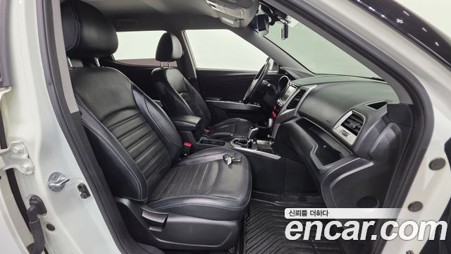 KG Mobility (SsangYong) Tivoli LX 2WD HI-DLX 2016 — фото 10
