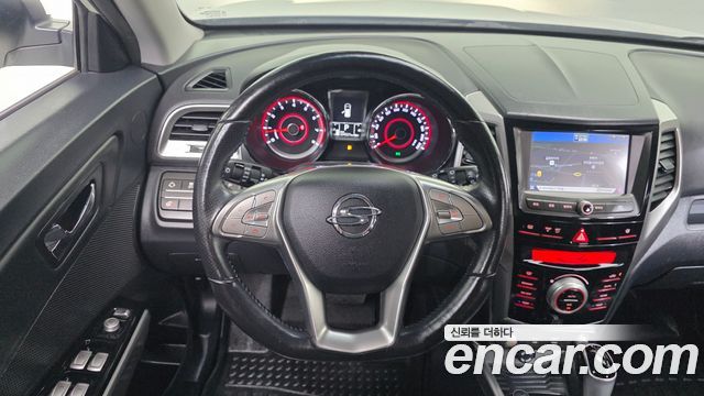 KG Mobility (SsangYong) Tivoli LX 2WD HI-DLX 2016 — фото 14