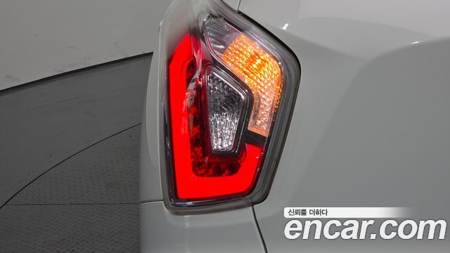 KG Mobility (SsangYong) Tivoli LX 2WD HI-DLX 2016 — фото 23