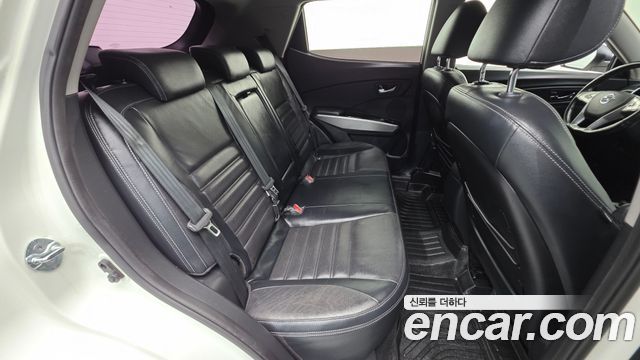 KG Mobility (SsangYong) Tivoli LX 2WD HI-DLX 2016 — фото 30