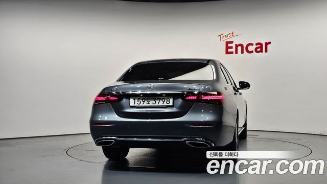 Mercedes-Benz E-Class (W213) E350 4MATIC Avantgarde 2022 — фото 4