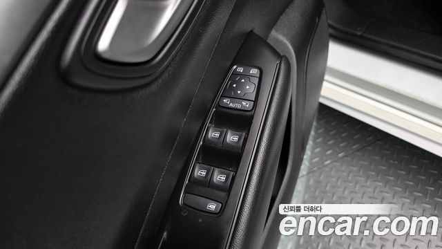 Renault Korea SM6 2.0 LPe SE (Rental car) 2017 — фото 17