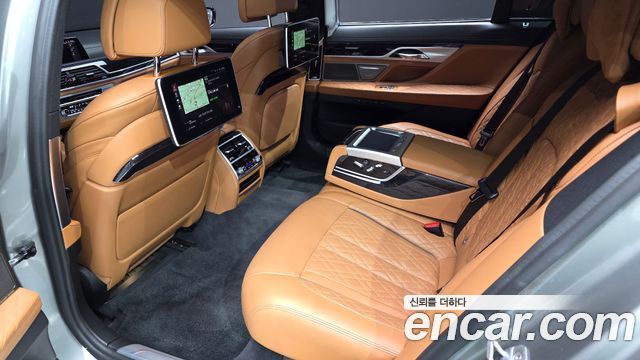 BMW 7 Series (G11) 730Ld xDrive M Sport 2020 — фото 12