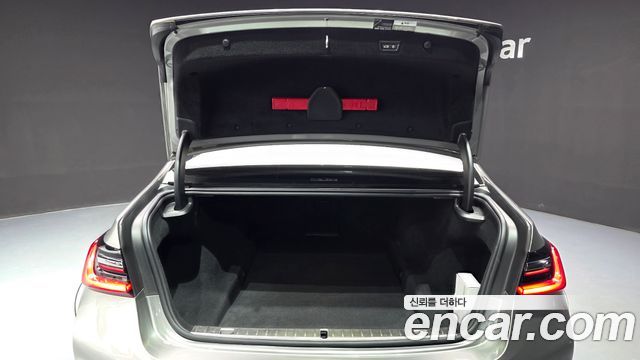 BMW 7 Series (G11) 730Ld xDrive M Sport 2020 — фото 18