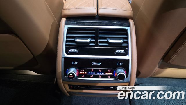 BMW 7 Series (G11) 730Ld xDrive M Sport 2020 — фото 29