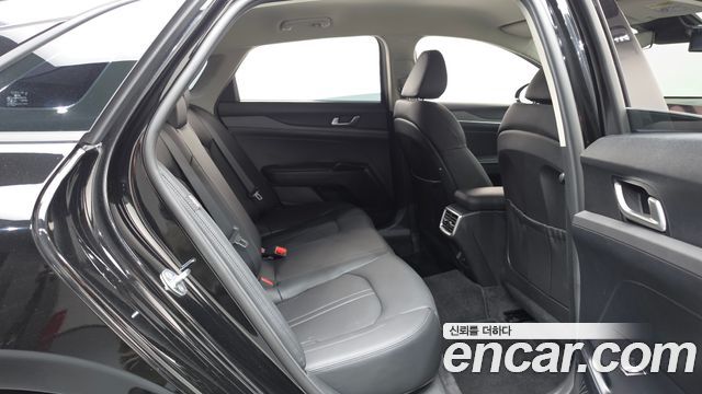 Kia K5 (III) 2.0 Prestige 2024 — фото 11