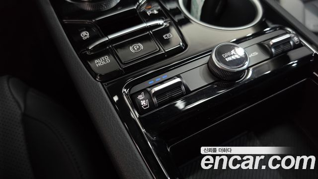 Kia K5 (III) 2.0 Prestige 2024 — фото 30