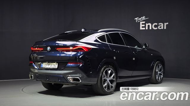 BMW X6 (G06) xDrive40i M Sport 2023 — фото 2