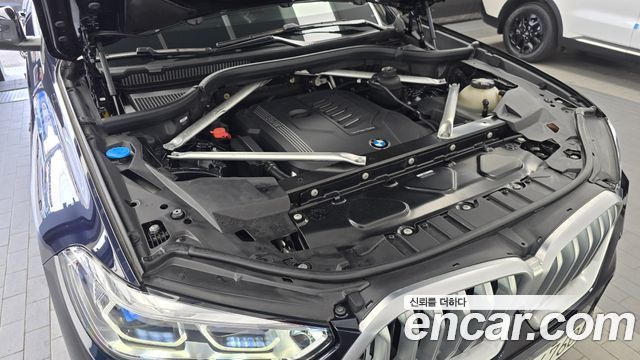 BMW X6 (G06) xDrive40i M Sport 2023 — фото 6