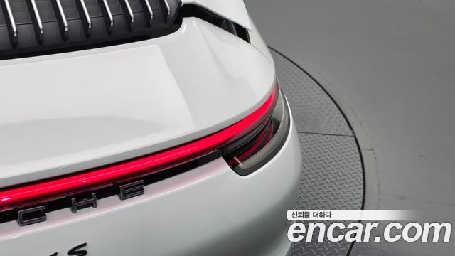 Porsche 911 (992) Carrera 4S Cabriolet 2020 — фото 23