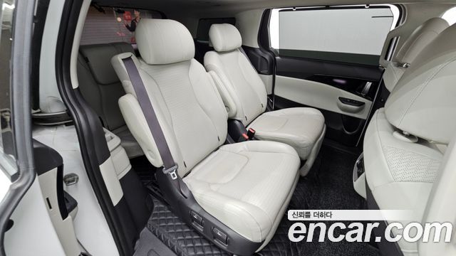 Kia Carnival (IV) Gasoline 7-Seater Signature 2021 — фото 12