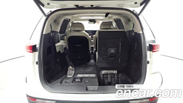 Kia Carnival (IV) Gasoline 7-Seater Signature 2021 — фото 20