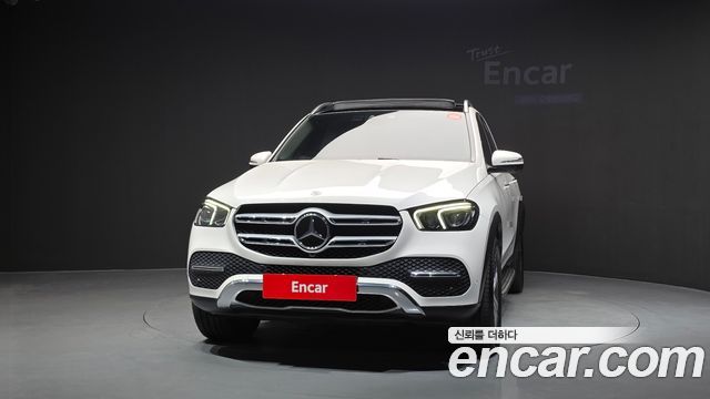 Mercedes-Benz GLE-Class (W167) GLE300d 4MATIC 2022 — фото 3