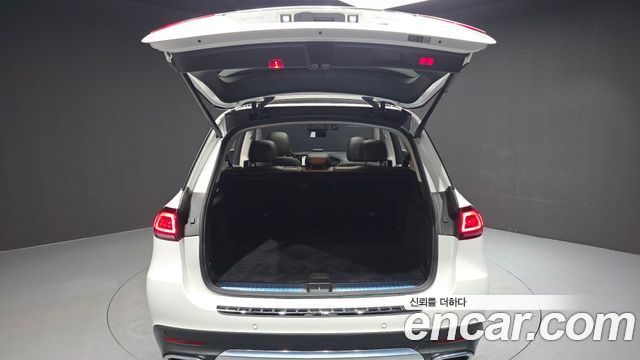 Mercedes-Benz GLE-Class (W167) GLE300d 4MATIC 2022 — фото 17