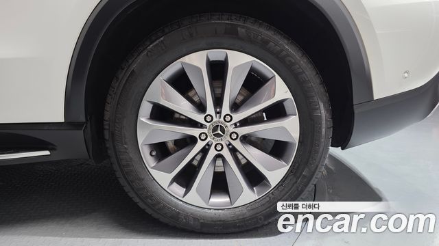 Mercedes-Benz GLE-Class (W167) GLE300d 4MATIC 2022 — фото 21