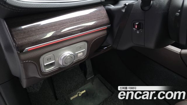 Mercedes-Benz GLE-Class (W167) GLE300d 4MATIC 2022 — фото 27