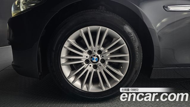 BMW 5 Series (F10) 520d 2015 — фото 5