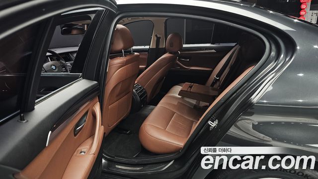 BMW 5 Series (F10) 520d 2015 — фото 12
