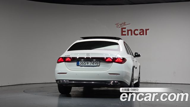 Mercedes-Benz E-Class (W214) E200 Avantgarde 2025 — фото 4