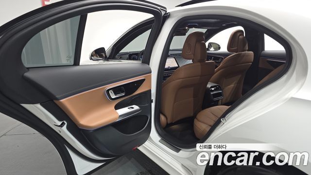Mercedes-Benz E-Class (W214) E200 Avantgarde 2025 — фото 26