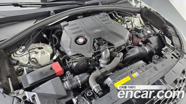 Land Rover Range Rover Velar 3.0 D300 R-Dynamic HSE 2018 — фото 6