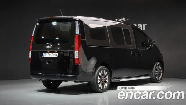 Hyundai Staria Cargo 5-Seater Modern 2023 — фото 2