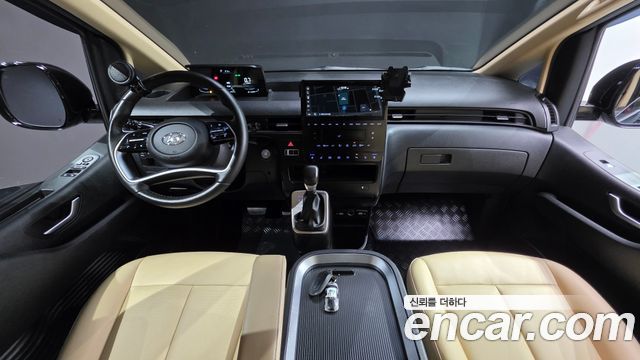 Hyundai Staria Cargo 5-Seater Modern 2023 — фото 7