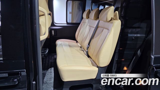 Hyundai Staria Cargo 5-Seater Modern 2023 — фото 15