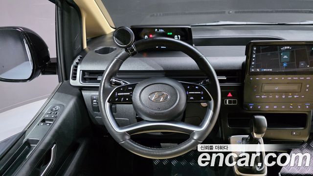 Hyundai Staria Cargo 5-Seater Modern 2023 — фото 16