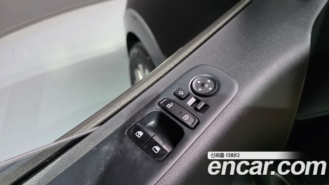 Hyundai Staria Cargo 5-Seater Modern 2023 — фото 24