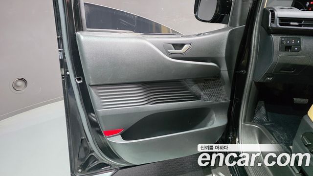 Hyundai Staria Cargo 5-Seater Modern 2023 — фото 30