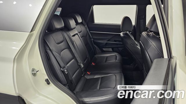 KG Mobility (SsangYong) Torres Gasoline 1.5 2WD T5 2023 — фото 26