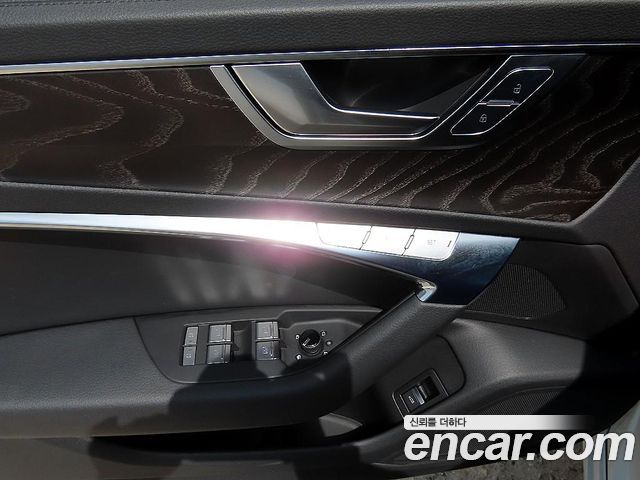 Audi A6 (C8) 45 TFSI Premium 2023 — фото 17