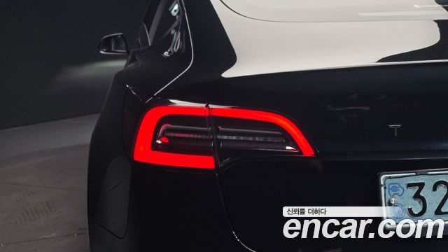 Tesla Model 3 Long Range AWD 2021 — фото 23
