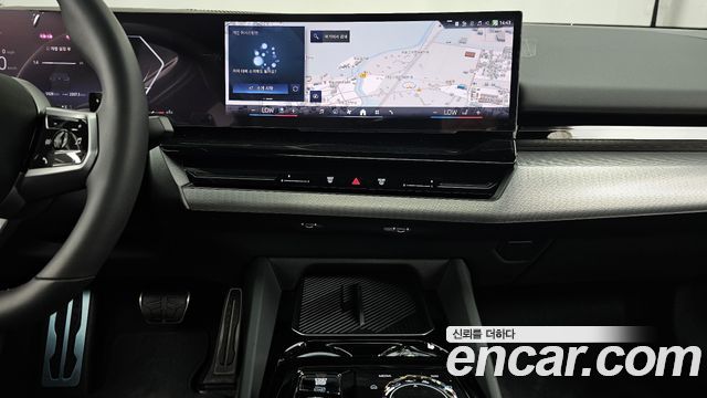 BMW 5 Series (G60) 530i xDrive M Sport 2024 — фото 18