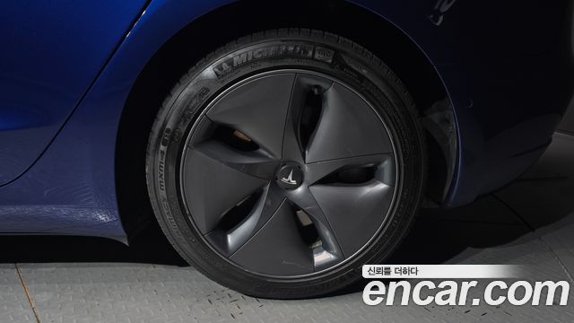 Tesla Model 3 Standard Range Plue RWD 2020 — фото 21