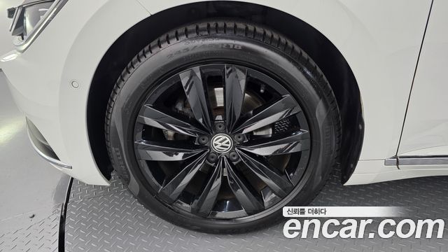 Volkswagen Arteon 2.0 TDI Prestige 2019 — фото 5