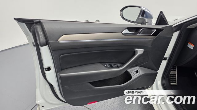 Volkswagen Arteon 2.0 TDI Prestige 2019 — фото 24