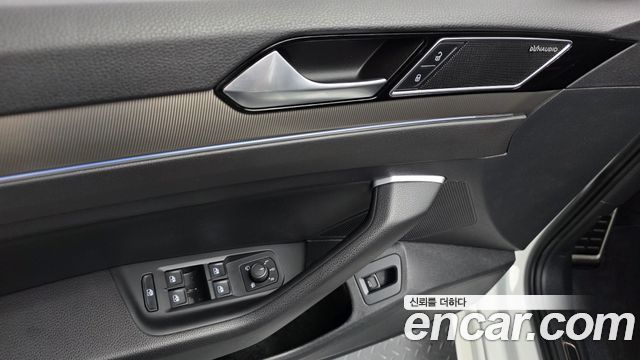 Volkswagen Arteon 2.0 TDI Prestige 2019 — фото 31