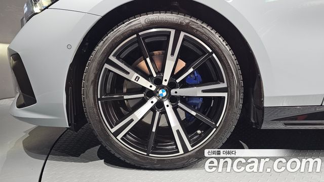 BMW 5 Series (G60) 530i xDrive M Sport 2026 — фото 5