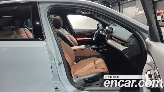 BMW 5 Series (G60) 530i xDrive M Sport 2026 — фото 11