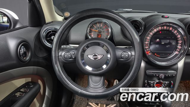 MINI Cooper D Countryman ALL4 1st 2016 — фото 17