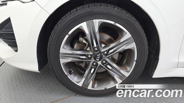 Kia K5 (III) 2.0 Noblesse 2021 — фото 5