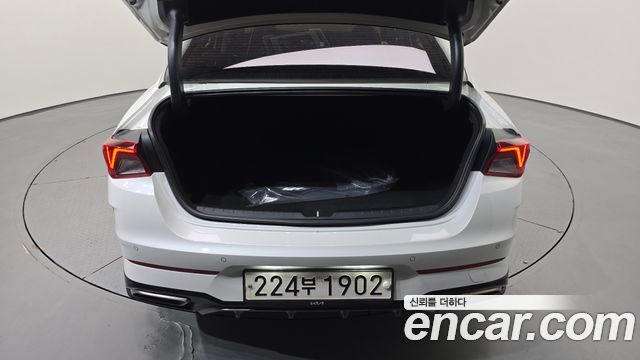 Kia K5 (III) 2.0 Noblesse 2021 — фото 19