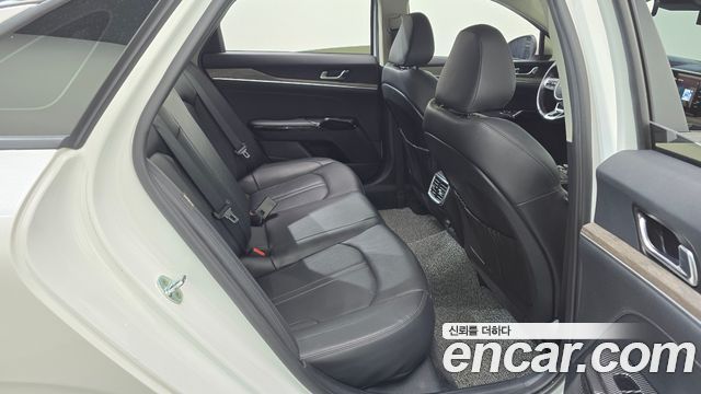 Kia K5 (III) 2.0 Noblesse 2021 — фото 20